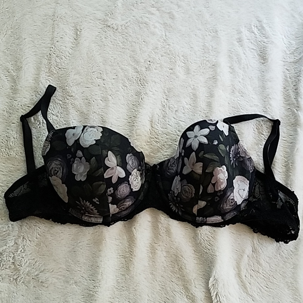 Floral print bra